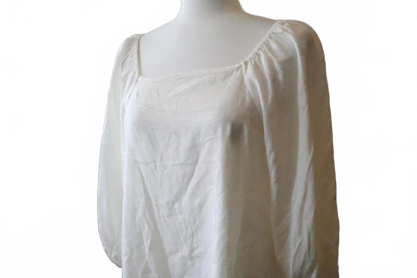 Christ & Carol White Embroidered Long Sleeve Square Neck Tunic Blouse