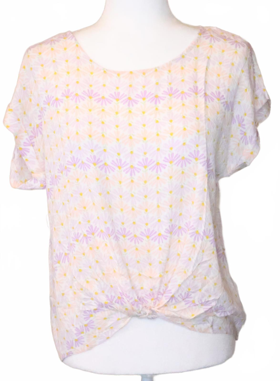 Pink Rose Lightweight Floral Print Short Sleeve Top with Front Knot